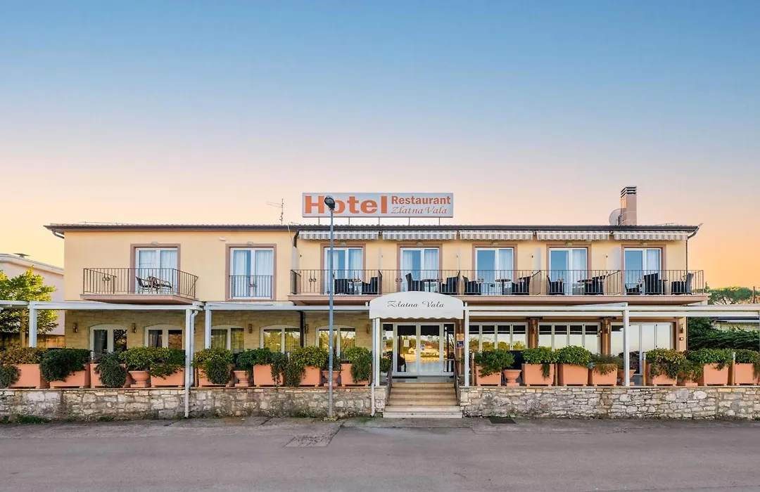 Hotel Zlatna Vala-1